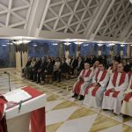 O Papa: o bispo deve estar próximo do povo de Deus para não cair em ideologias